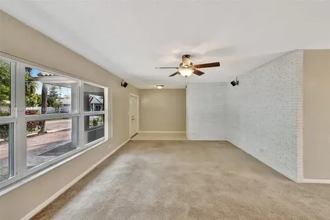 7200 NW 9th Street Plantation FL 33317