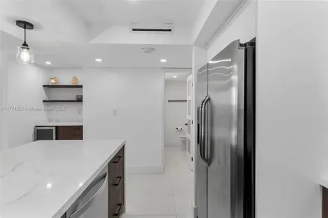 5701 Collins Avenue Miami Beach FL 33140