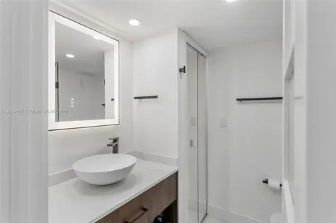 5701 Collins Avenue Miami Beach FL 33140