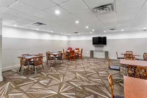 5701 Collins Avenue Miami Beach FL 33140