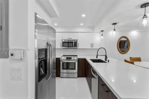 5701 Collins Avenue Miami Beach FL 33140
