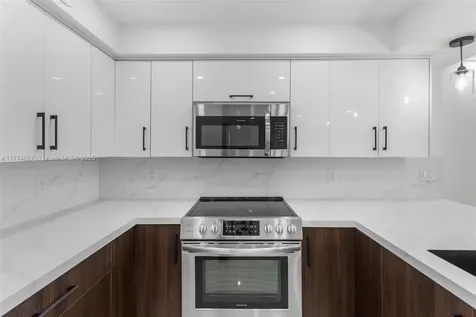 5701 Collins Avenue Miami Beach FL 33140