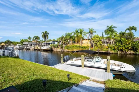 5981 SW 14th Street Plantation FL 33317