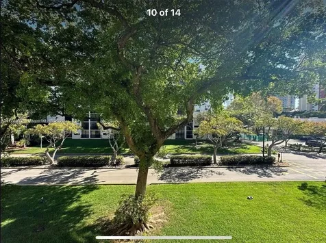 17021 N Bay Road Sunny Isles Beach FL 33160