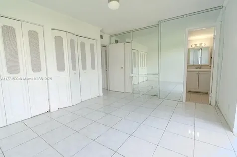 17021 N Bay Road Sunny Isles Beach FL 33160