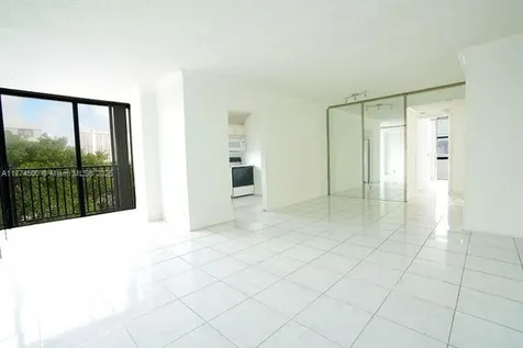 17021 N Bay Road Sunny Isles Beach FL 33160