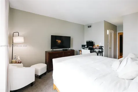 19390 Collins Avenue Sunny Isles Beach FL 33160