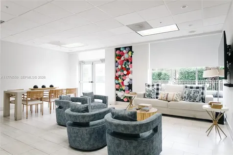 19390 Collins Avenue Sunny Isles Beach FL 33160