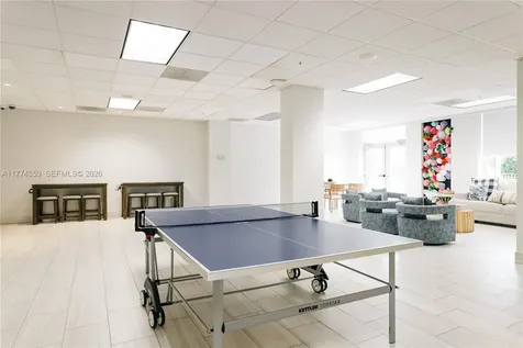 19390 Collins Avenue Sunny Isles Beach FL 33160
