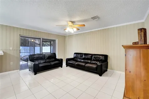 18960 NW 10th Terrace Pembroke Pines FL 33029