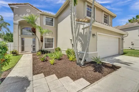 18960 NW 10th Terrace Pembroke Pines FL 33029