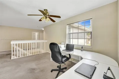18960 NW 10th Terrace Pembroke Pines FL 33029