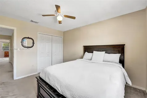 18960 NW 10th Terrace Pembroke Pines FL 33029