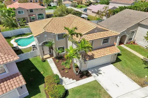 18960 NW 10th Terrace Pembroke Pines FL 33029