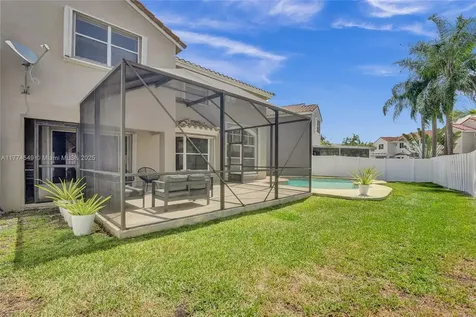 18960 NW 10th Terrace Pembroke Pines FL 33029