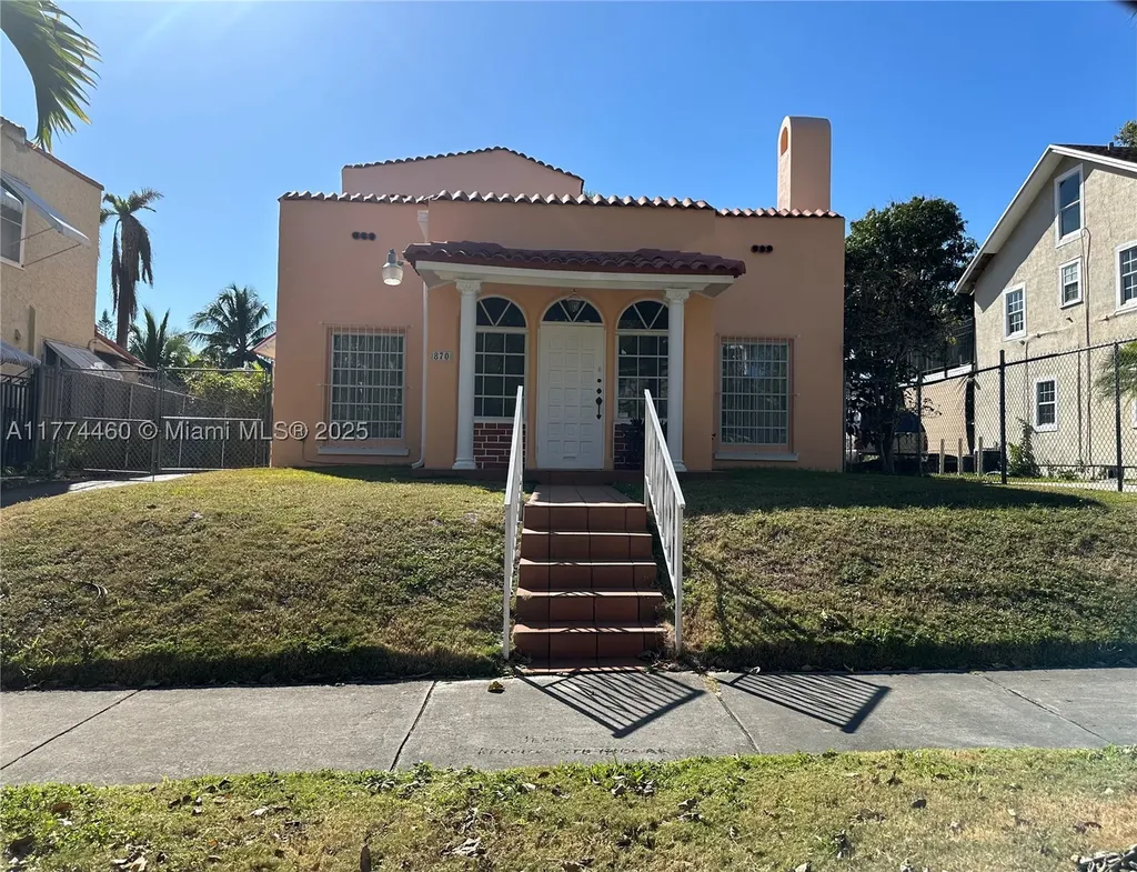 870 NW 14th Court Miami FL 33125