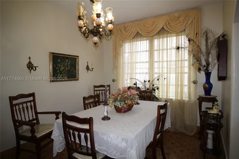870 NW 14th Court Miami FL 33125