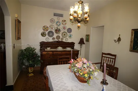 870 NW 14th Court Miami FL 33125
