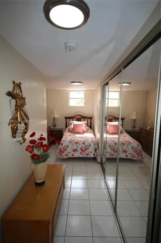 870 NW 14th Court Miami FL 33125