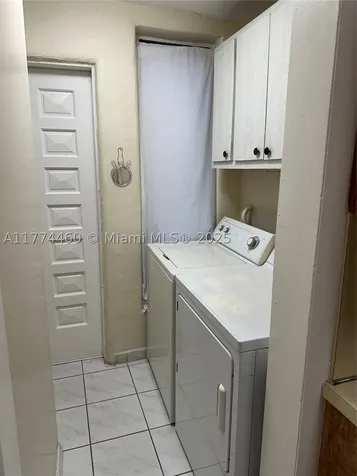 870 NW 14th Court Miami FL 33125