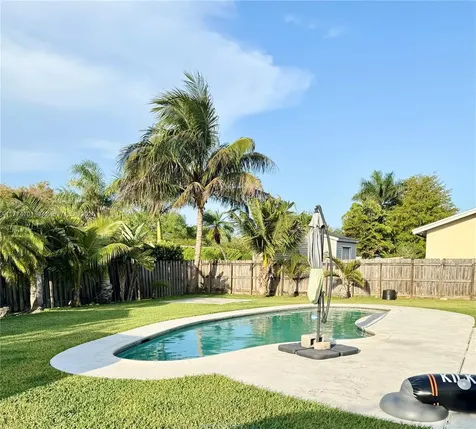 9271 SW 183rd Terrace Palmetto Bay FL 33157