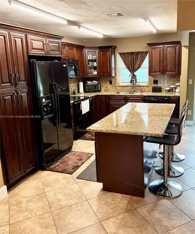 9271 SW 183rd Terrace Palmetto Bay FL 33157