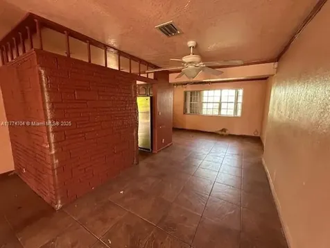 680 SW 29th Terrace Fort Lauderdale FL 33312