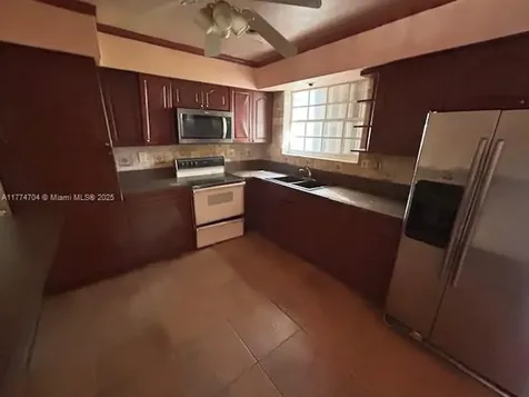 680 SW 29th Terrace Fort Lauderdale FL 33312