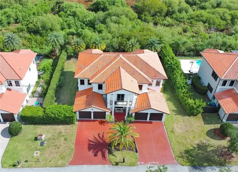 7767 SW 188th Street Cutler Bay FL 33157