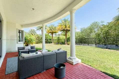 7767 SW 188th Street Cutler Bay FL 33157
