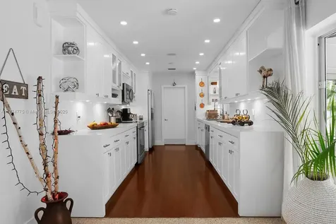 1523 Blue Road Coral Gables FL 33146