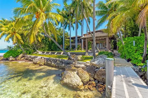 9 Harbor Point Key Biscayne FL 33149