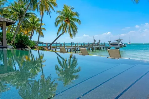 9 Harbor Point Key Biscayne FL 33149