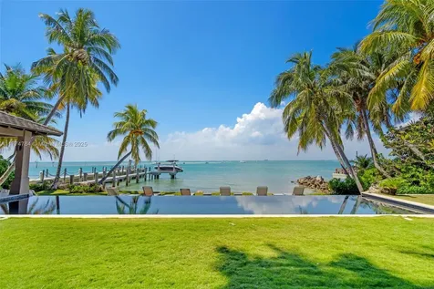 9 Harbor Point Key Biscayne FL 33149