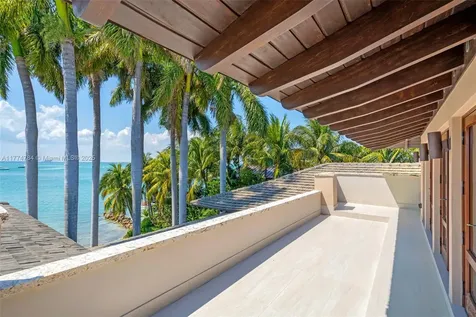 9 Harbor Point Key Biscayne FL 33149