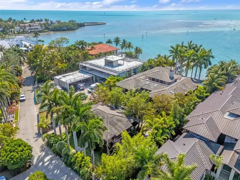 9 Harbor Point Key Biscayne FL 33149