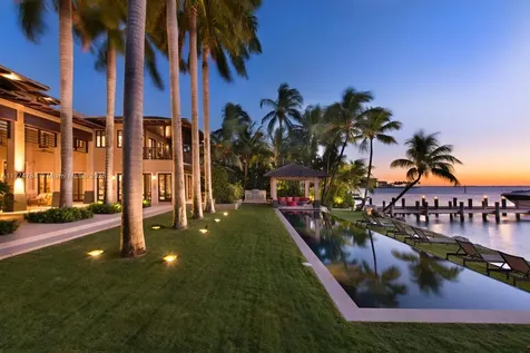 9 Harbor Point Key Biscayne FL 33149