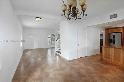 1097 SE 13th Terrace Homestead FL 33035