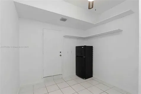 1097 SE 13th Terrace Homestead FL 33035