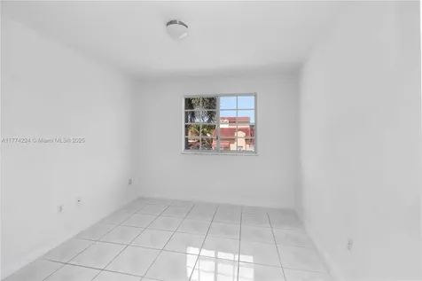 1097 SE 13th Terrace Homestead FL 33035