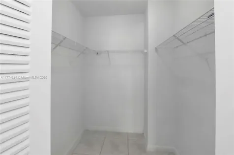 1097 SE 13th Terrace Homestead FL 33035