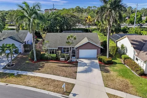 8372 Blue Cypress Drive Lake Worth FL 33467