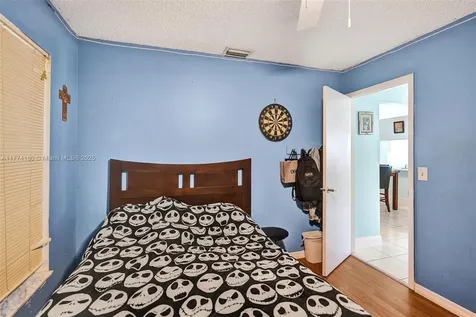 8372 Blue Cypress Drive Lake Worth FL 33467