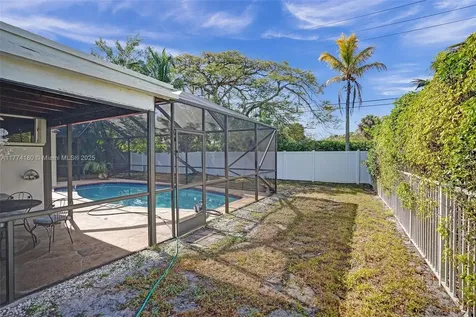 8372 Blue Cypress Drive Lake Worth FL 33467