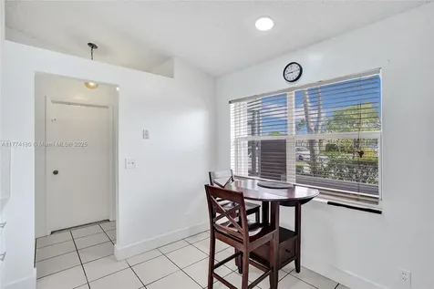 8372 Blue Cypress Drive Lake Worth FL 33467