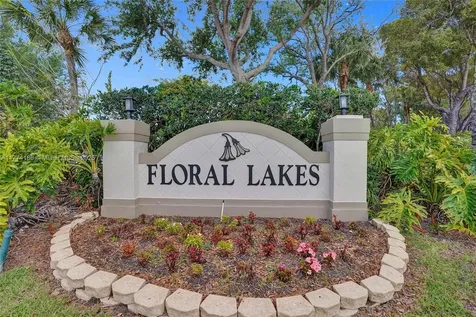 15445 Lake Gardenia Place Delray Beach FL 33484
