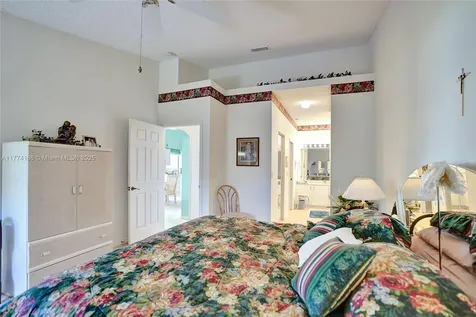 15445 Lake Gardenia Place Delray Beach FL 33484