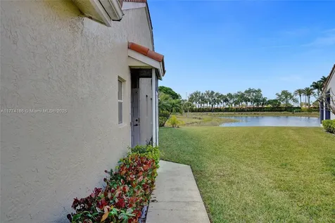 15445 Lake Gardenia Place Delray Beach FL 33484