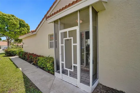 15445 Lake Gardenia Place Delray Beach FL 33484