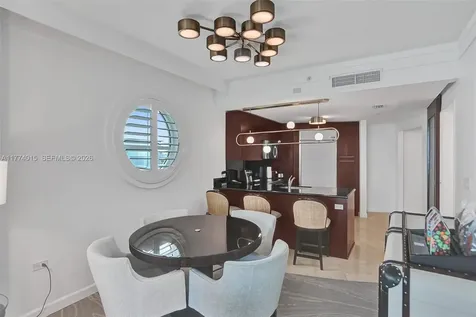4391 Collins Avenue Miami Beach FL 33140